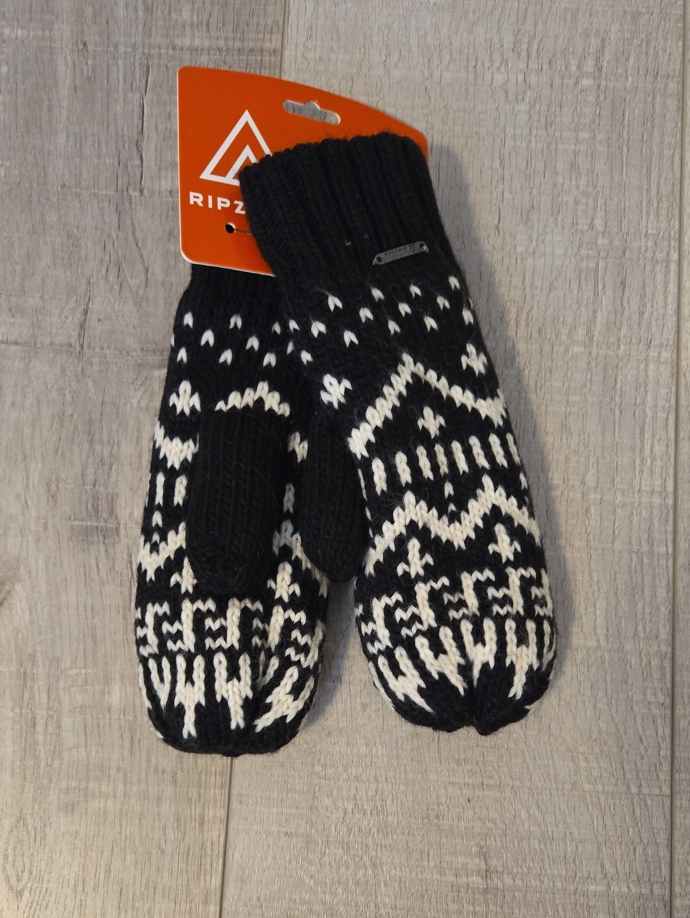 Ripzone Black & White Fair Isle Knit Mittens